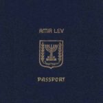 עמיר לב - נוגע בדרכון